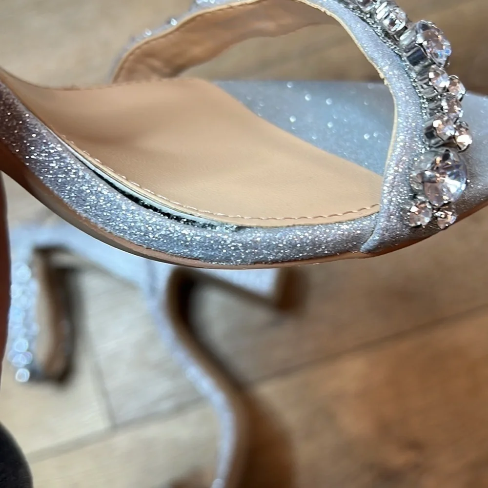 Jewel by Badgley Mischka Odessa Block Heel Sandals Size 8 1/2